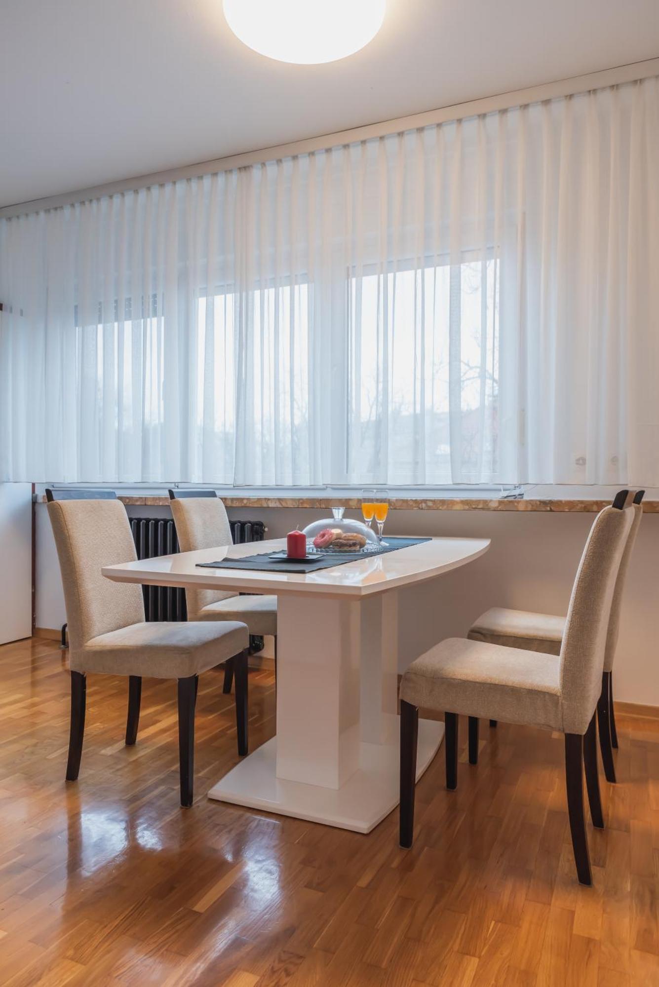 Apartment Check In Zagreb Maksimir-Free Parking מראה חיצוני תמונה