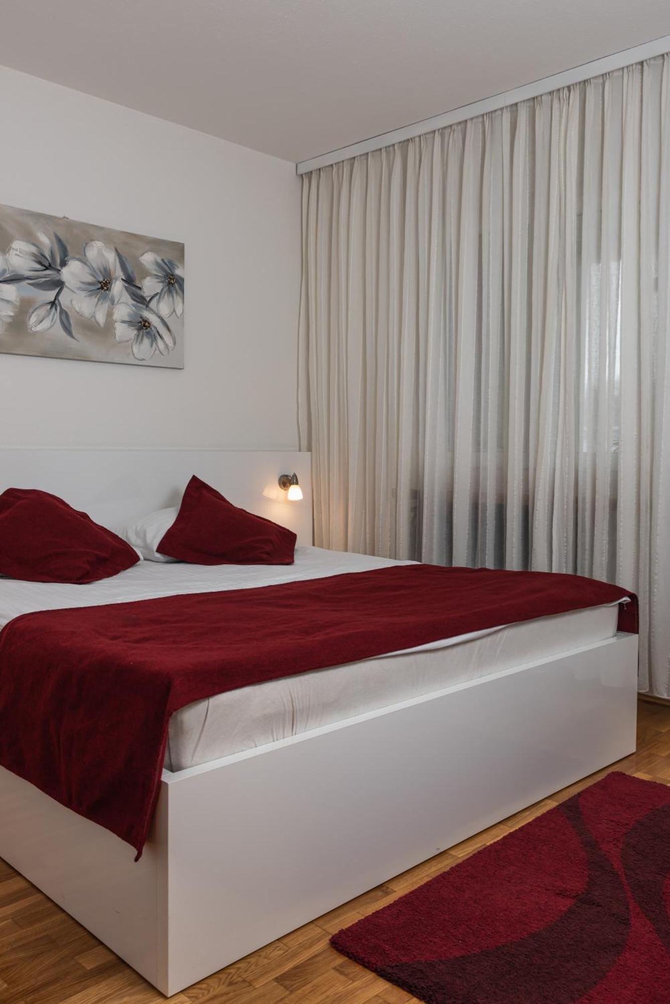 Apartment Check In Zagreb Maksimir-Free Parking מראה חיצוני תמונה